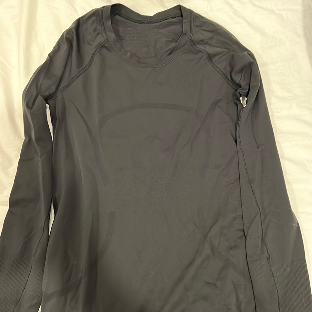lululemon size 4 black swiftly long sleeve